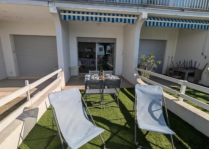 Sol-y-days Goeland, Avec Terrasse Front De Et Place De Parking En Centre-ville Apartamento Le Grau-du-Roi
